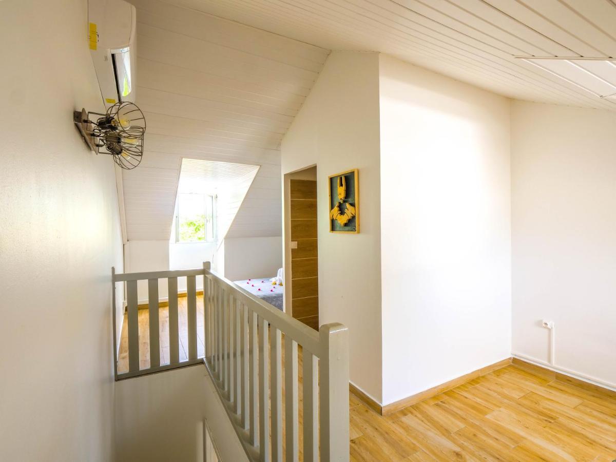 Triplex Yasuke: Vivez L'Experience Pop Art Et Geek En Plein Coeur De Petit-Bourg Villa Luaran gambar